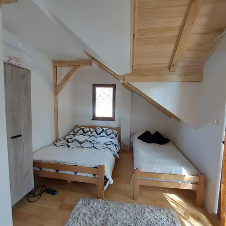Beogradjanka Mala Vikendica Zvornik